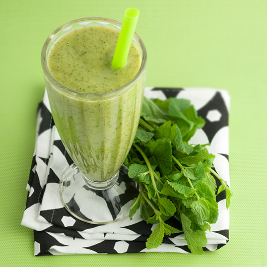 Om Nom Ally - Healthy Shamrock Smoothie