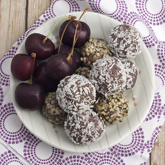 Om Nom Ally - Fudgy Cherry Date Truffles