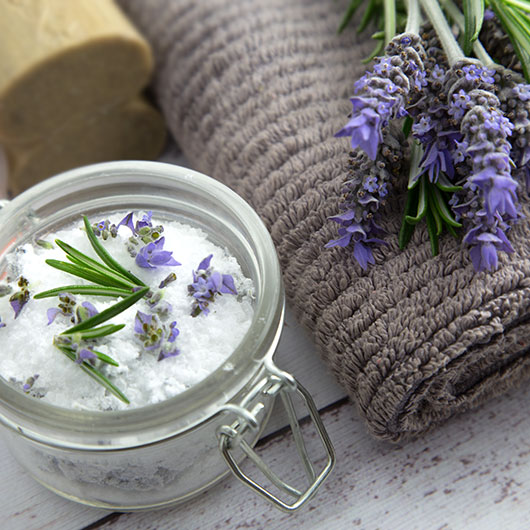 (No More) Back Pain Aromatherapy Bath Salts @OmNomAlly Use this selection of anti-inflammatory and antispasmodic essential oils in your Epsom salts for a brilliant home remedy for back pain, cramping or tired, sore muscles.