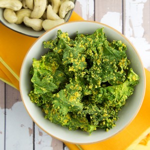 Raw Curried Kale Chips - Om Nom Ally