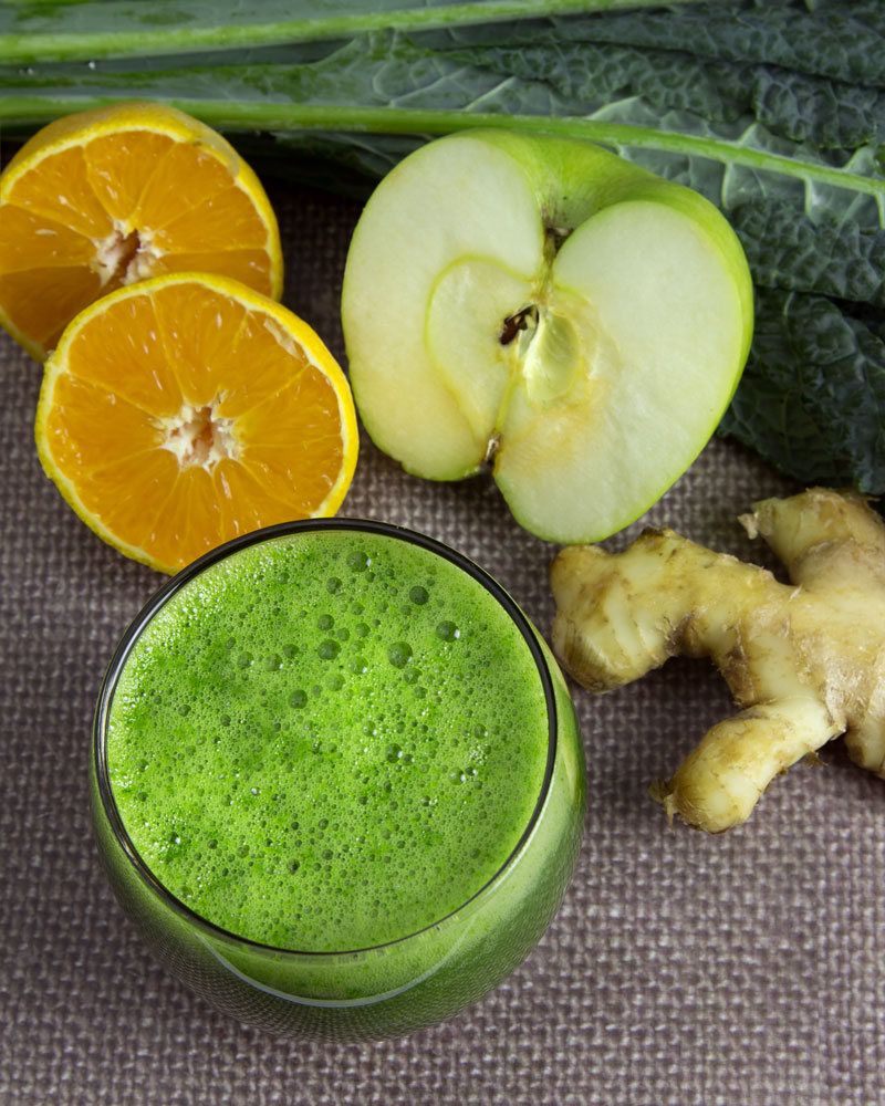 Green Adrenal Tonic Smoothie (Eating For Hormonal Health) @OmNomAlly