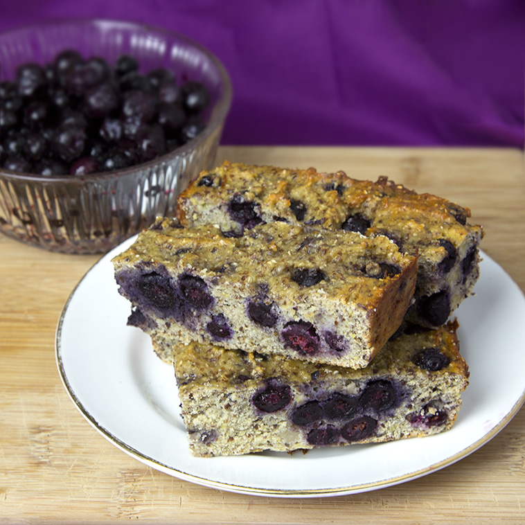 Banana & Blueberry Oatmeal Protein Bars @OmNomAlly - Save your money and eat these protein-rich, nutrient-dense protein bars to fuel you up after a workout or tide you over during the mid-morning/afternoon energy slumps.