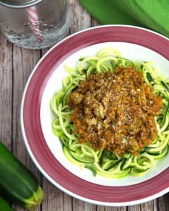 Spiralised Zucchini Noodles with Bolognese @OmNomAlly - This beef bolognese sauce, with it's hidden carrot and celery, is a simple and nourishing addition to be spooned over our favourite zucchini-based noodles.