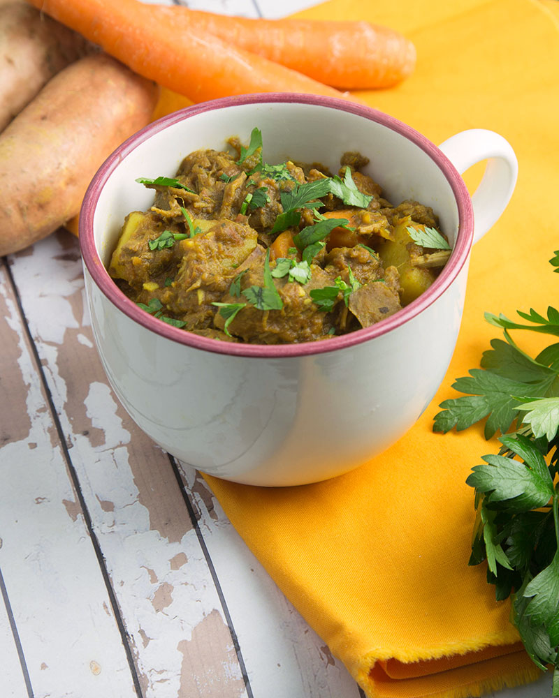 Tangy Slow Cooker Beef Stew with Root Veg @OmNomAlly