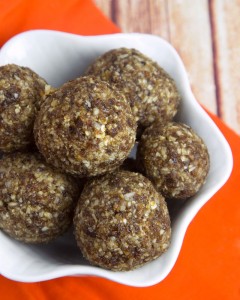 Turkish Apricot Energy Balls with Coconut & Quinoa - Vegan, High Fibre and Grain Free!