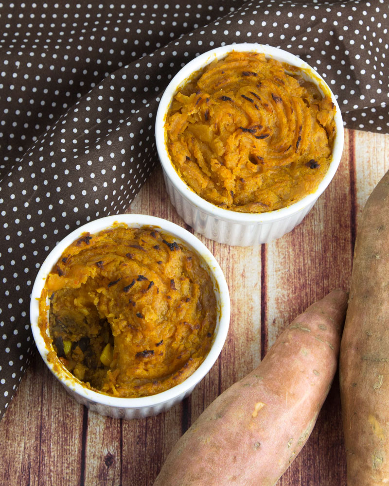 Recipe Redux: Black Bean Chilli Pot Pies with Cumin Sweet Potato Crust @OmNomAlly