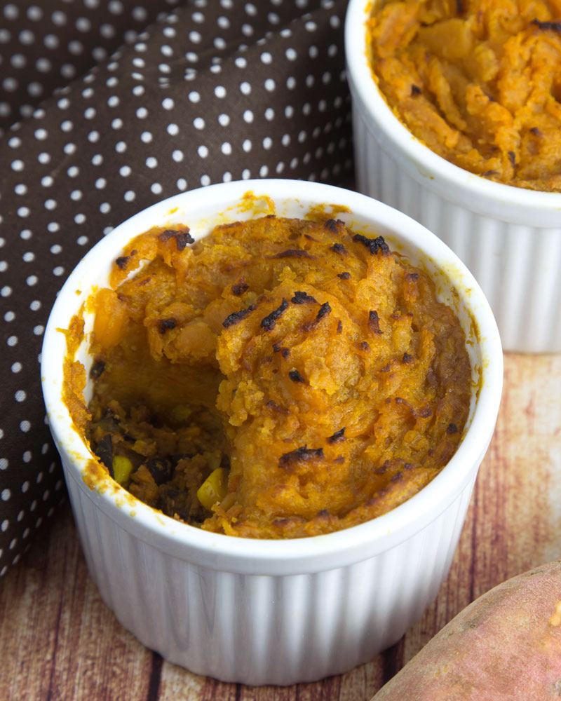 Recipe Redux: Black Bean Chilli Pot Pies with Cumin Sweet Potato Crust @OmNomAlly