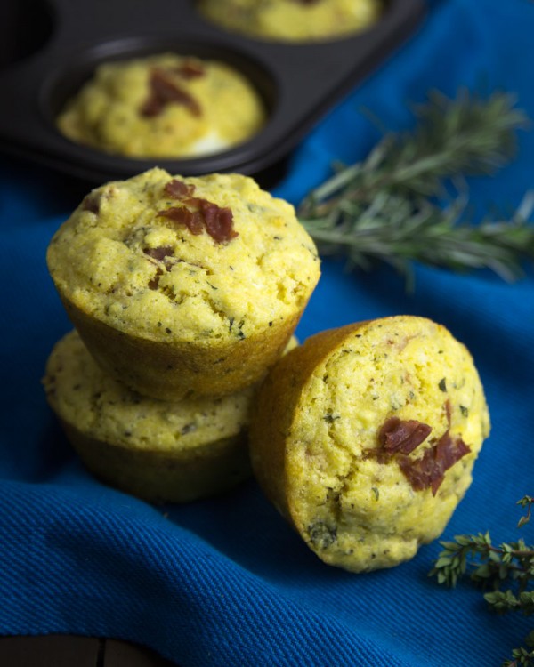 Giant Herbed Polenta, Prosciutto &amp; Feta Savoury Muffins | @OmNomAlly