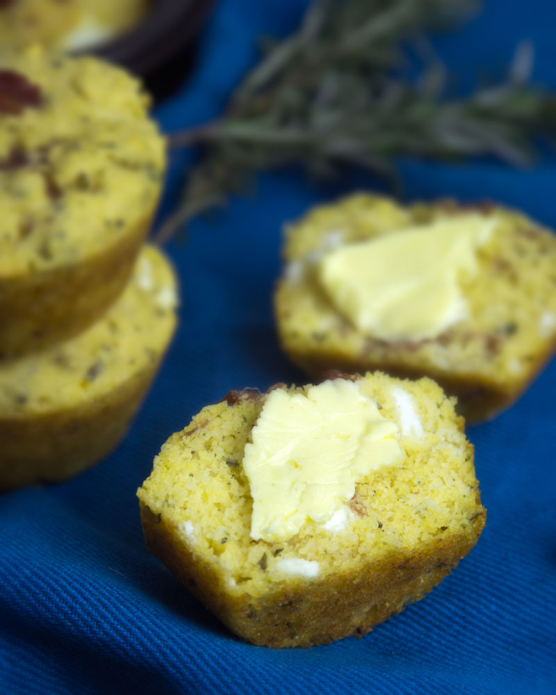 Giant Herbed Polenta Prosciutto & Feta Muffins @OmNomAlly