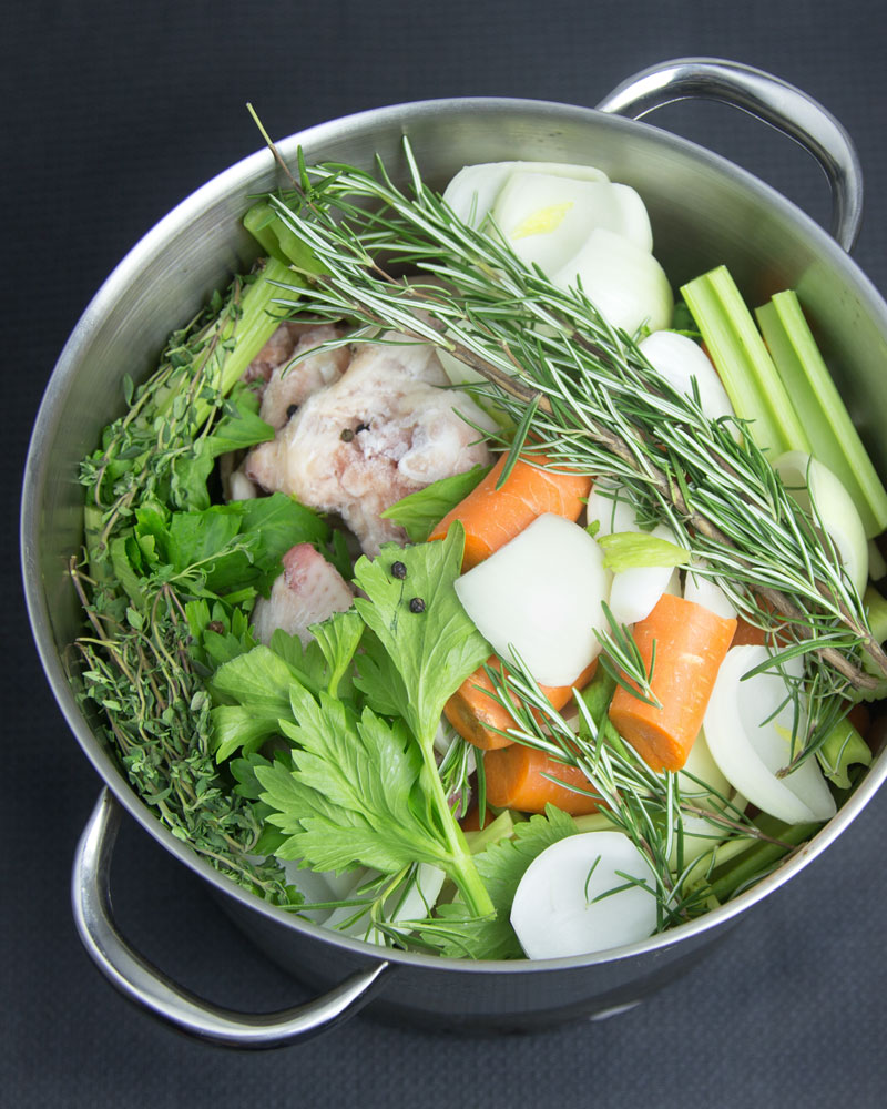 How to Make Chicken Stock from Frozen Carcasses @OmNomAlly