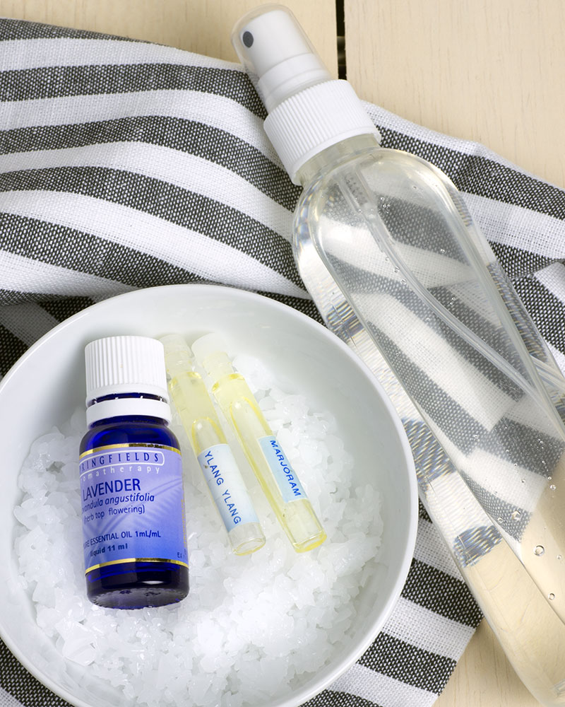 Homemade Restless Leg Spray + How to Make Magnesium Oil @OmNomAlly